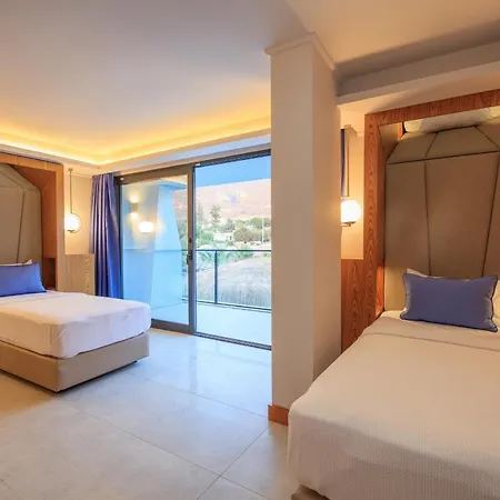 Hotel Orka World & Aquapark 4*