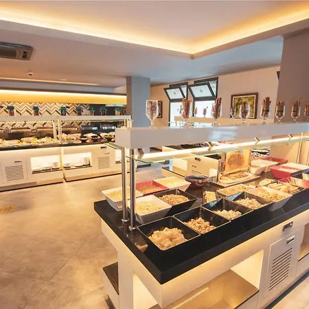 Orka World Hotel&aquapark 4*