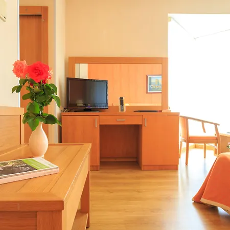 Orka World & Aquapark 4* אולודניץ