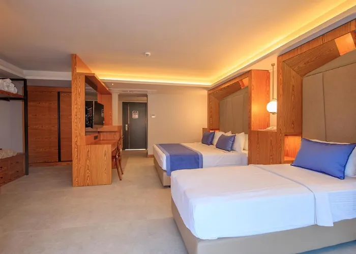 Orka World & Aquapark 4* Ölüdeniz