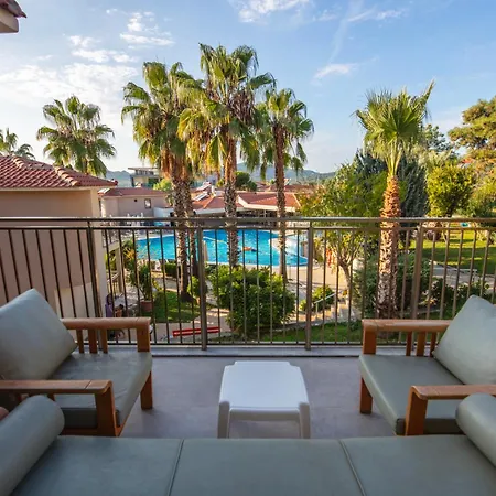 Orka World & Aquapark Hotel 4*